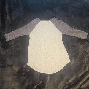 Z Supply Light gray with dark camo print 3/4 length sleeve